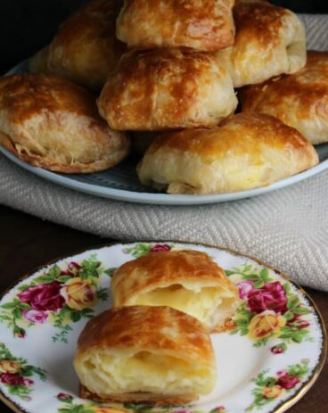 Puff Pastry Cheese Pockets