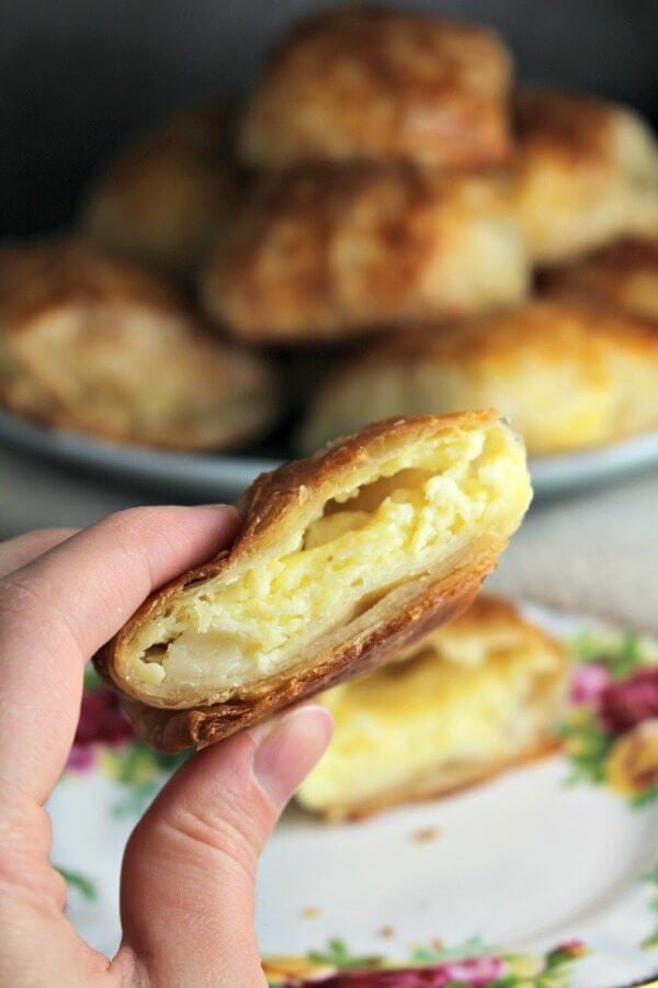 Photo of puff pastry cheese pockets.