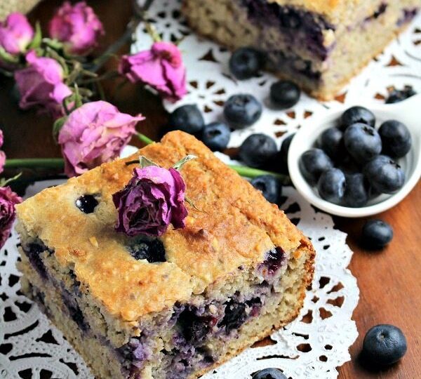 Skinny Blueberry Banana Bread is a delicious no refined sugar added, oil free, snack.