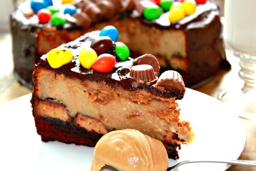 Peanut Butter Cheesecake with Brownie Bottom