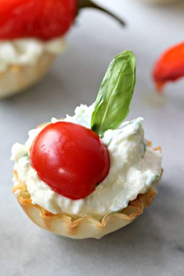 Whipped Feta Strawberry Phyllo Cups - Peas and Crayons