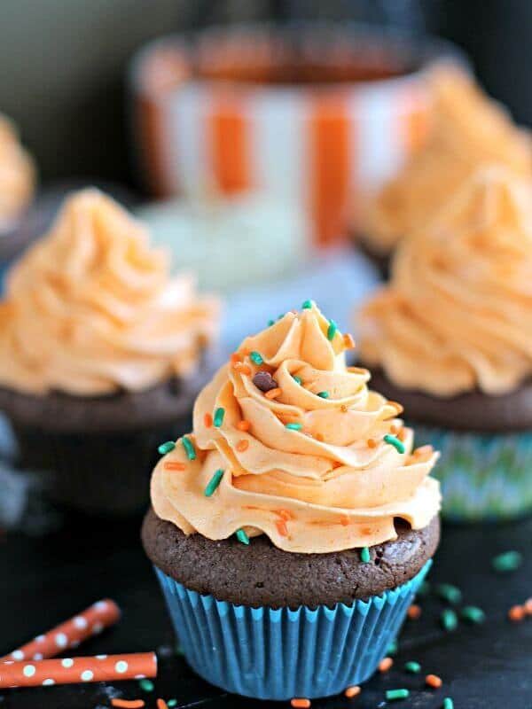 Pumpkin Brownie Cupcakes 