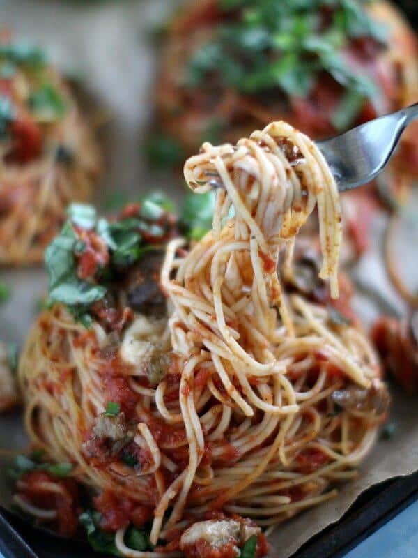 Easy Chicken Mushrooms Spaghetti Nests