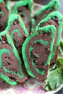 Mint Chocolate Chip Cookies
