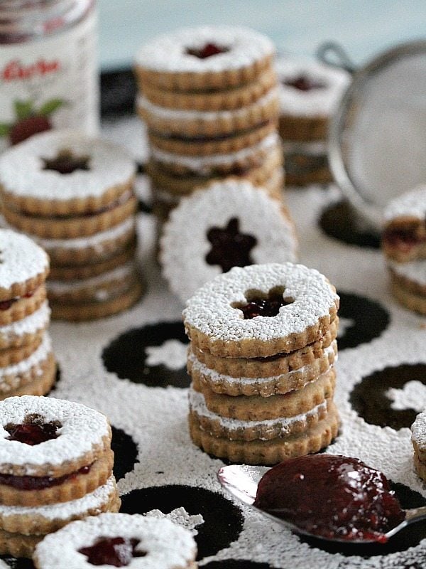 Best Christmas cookies: Walnut Raspberry Linzer Cookies