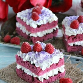 individual raspberry jam cakes 8001