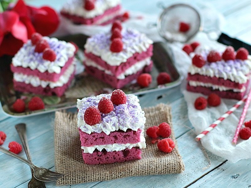 Best Raspberry Jam Cakes