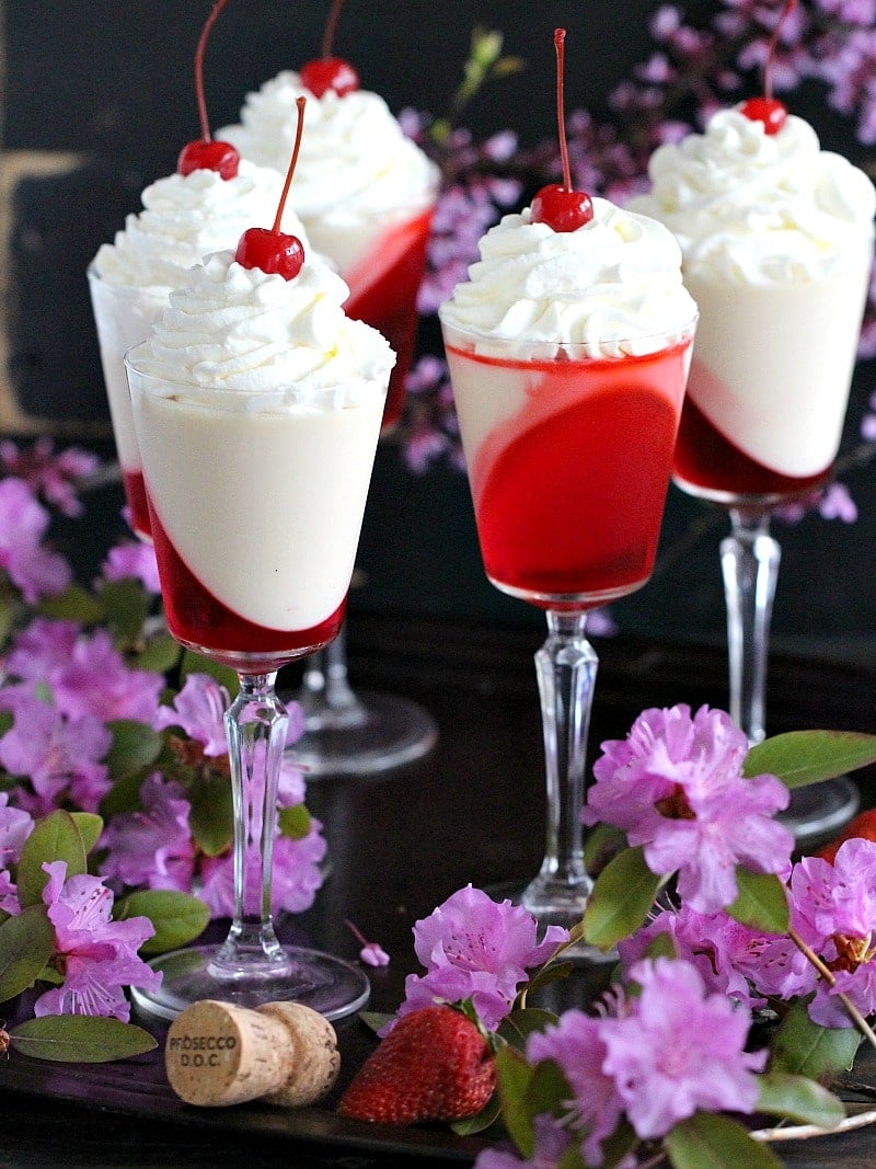 Strawberry prosecco jelly cocktails
