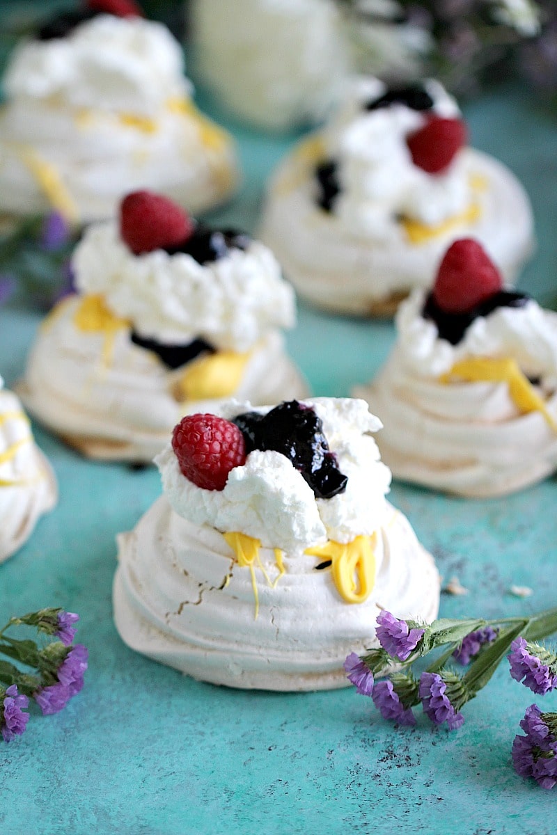 Mini Pavlovas with Lemon Curd recipe.