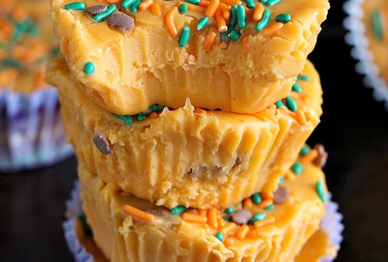 5 ingredient 5 minute Pumpkin Fudge 8004