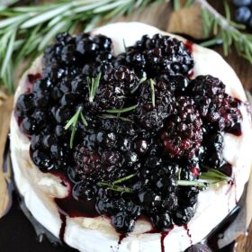 Rosemary Berry Baked Brie 8004