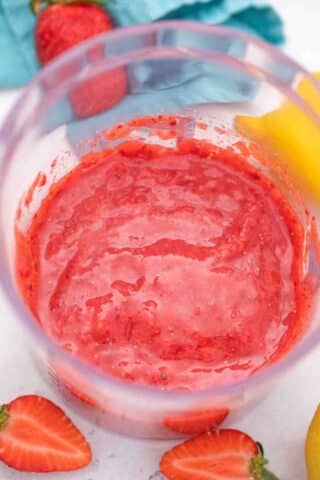 blended strawberry puree