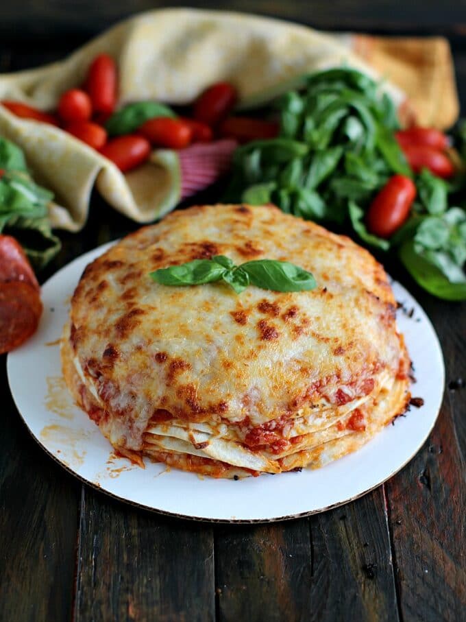 Flour Tortilla Pizza in Oven Recipe [VIDEO] Sweet and Savory Meals