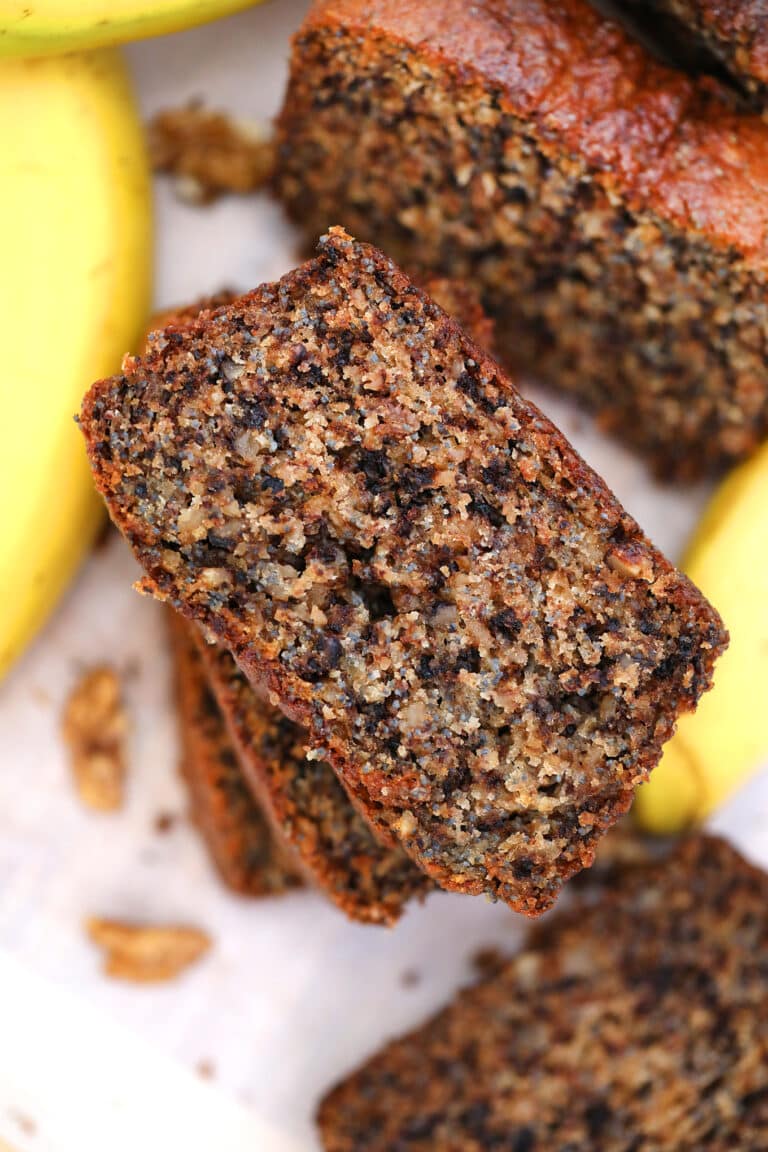 Poppy Seeds Walnut Banana Bread