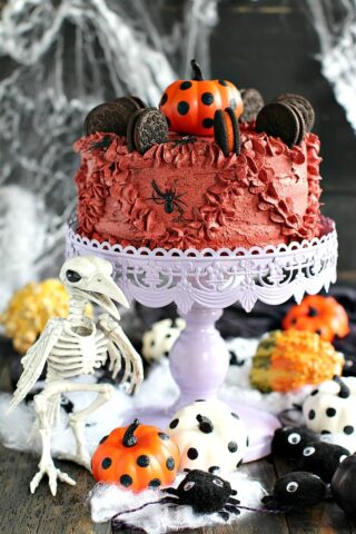 Halloween Pumpkin Oreo Cake 1