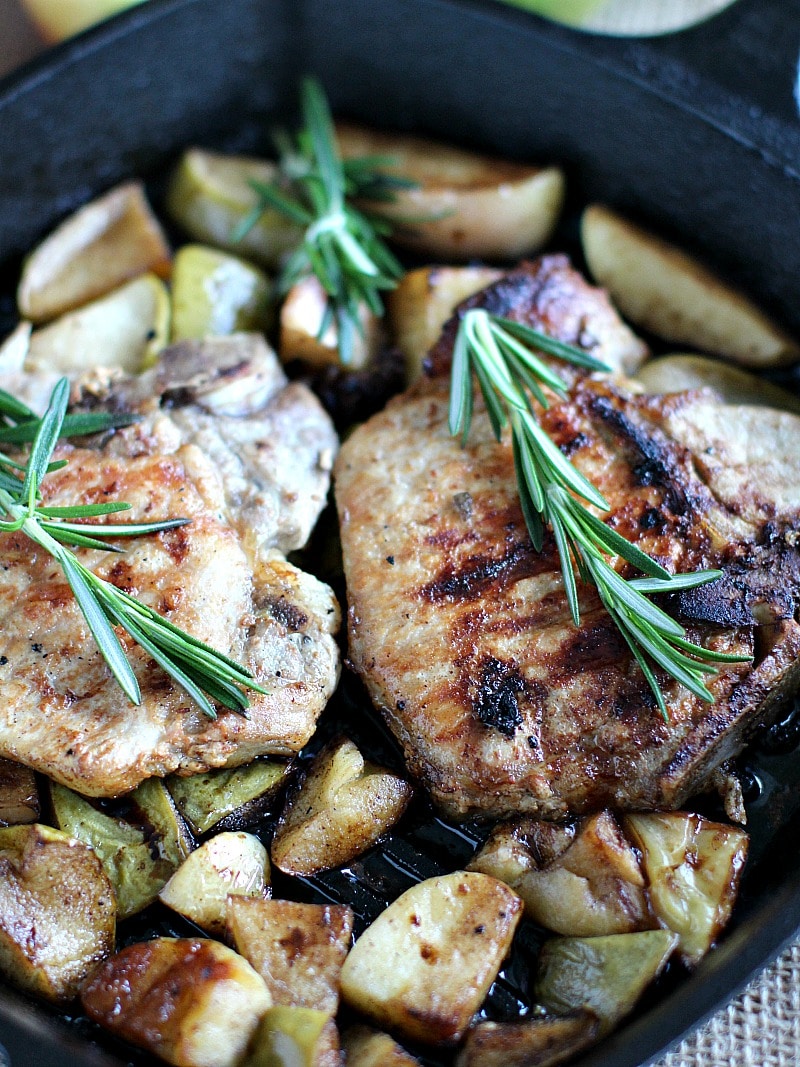 Apple Cinnamon Pork Chops