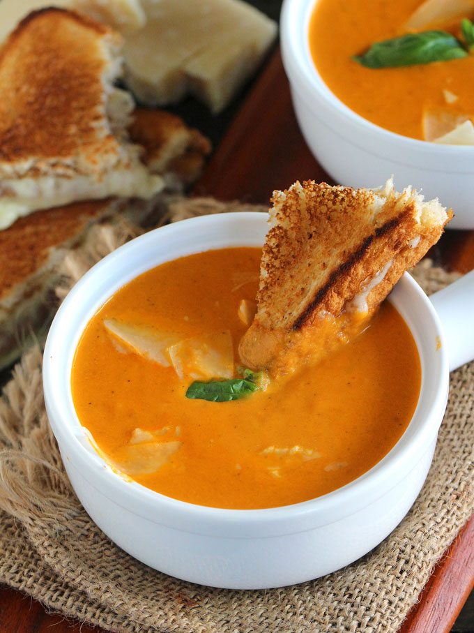 instant pot tomato soup with grilled cheese