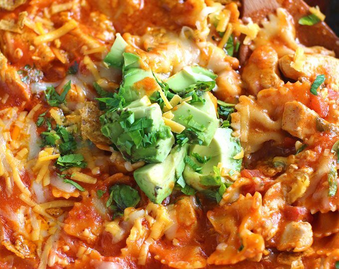 Chicken Enchilada Pasta is a hearty, easy and delicious weeknight meal, made with just a few ingredients and ready in 30 minutes.