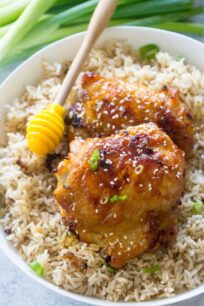 Honey Garlic Mustard Chicken made with just 6 ingredients and in one pan only, makes weeknight dinners easy, delicious and budget friendly.
