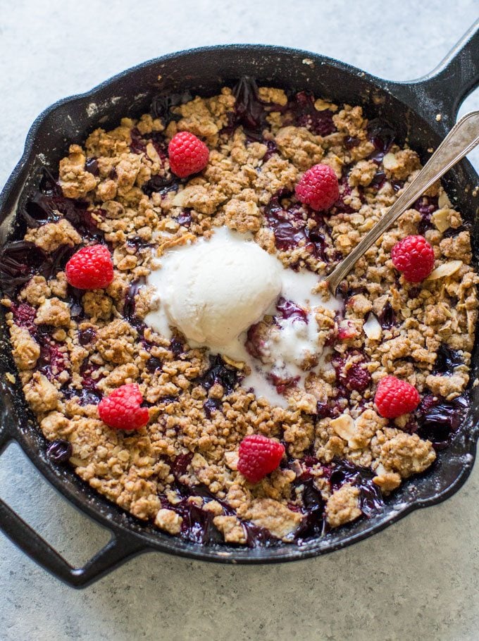 Mixed Berry Crisp with raspberries and blueberries, is such an easy and delicious recipe that anyone can easily make. Juicy berries, under a sweet, crisp, golden crust!