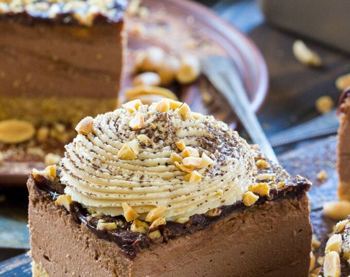 Creamy No Bake Chocolate Peanut Butter Cheesecake with an amazing creamy texture and peanut butter chocolate flavor.