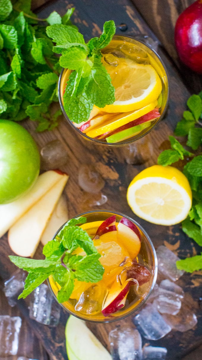 Easy Boozy Apple Iced Tea is bright and refreshing, this is the perfect fall cocktail.