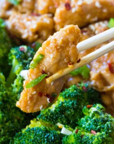 Must Try Instant Pot General Tso Chicken is a flavorful, restaurant quality meal made simple and easy in your pressure cooker in just 30 minutes!