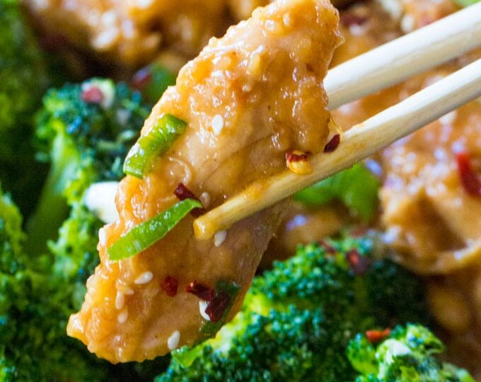 Must Try Instant Pot General Tso Chicken is a flavorful, restaurant quality meal made simple and easy in your pressure cooker in just 30 minutes!