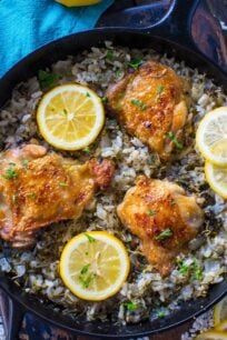 One Pan Italian Chicken and Rice is the perfect weeknight meal, that is packed with flavor, budget friendly and also very easy to make.