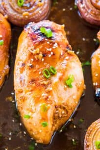 Oven Baked Mongolian Chicken is the perfect combo of sweet and savory. A very easy dish, made in one pan and baked instead of fried.