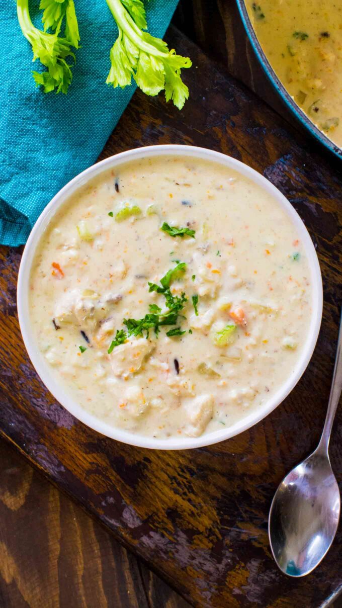 a bowl of panera bread chicken wild rice soup