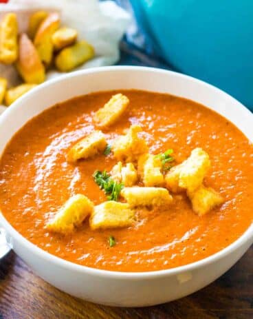 Homemade Panera Bread Creamy Tomato Soup Copycat is the chain's classic, famous, creamy soup that will warm your soul and make your taste buds happy.
