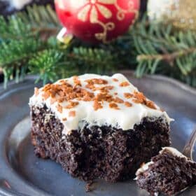 Gingerbread recipe perfect for the holidays. A very easy to make, fluffy, sweet and spiced cake, topped with delicious cream cheese frosting.