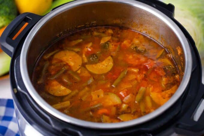 instant pot cabbage soup