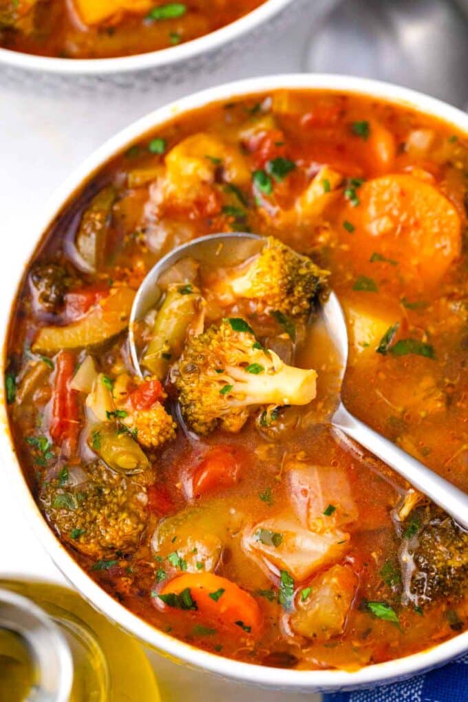 a bowl of instant pot vegan cabbage soup