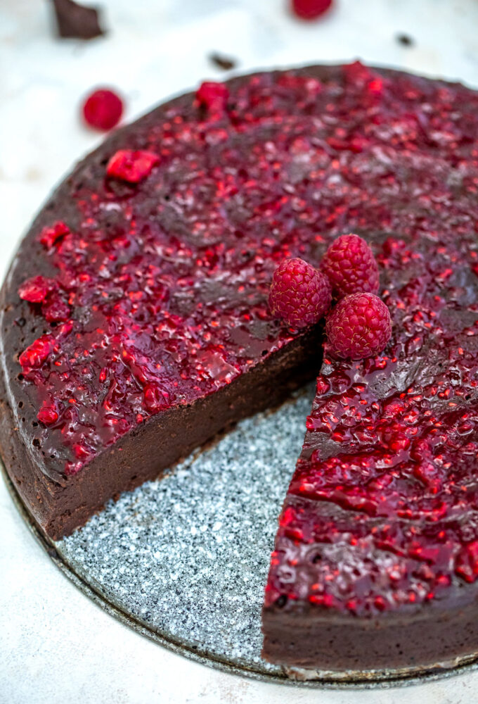 photo of flourless chocolate cake