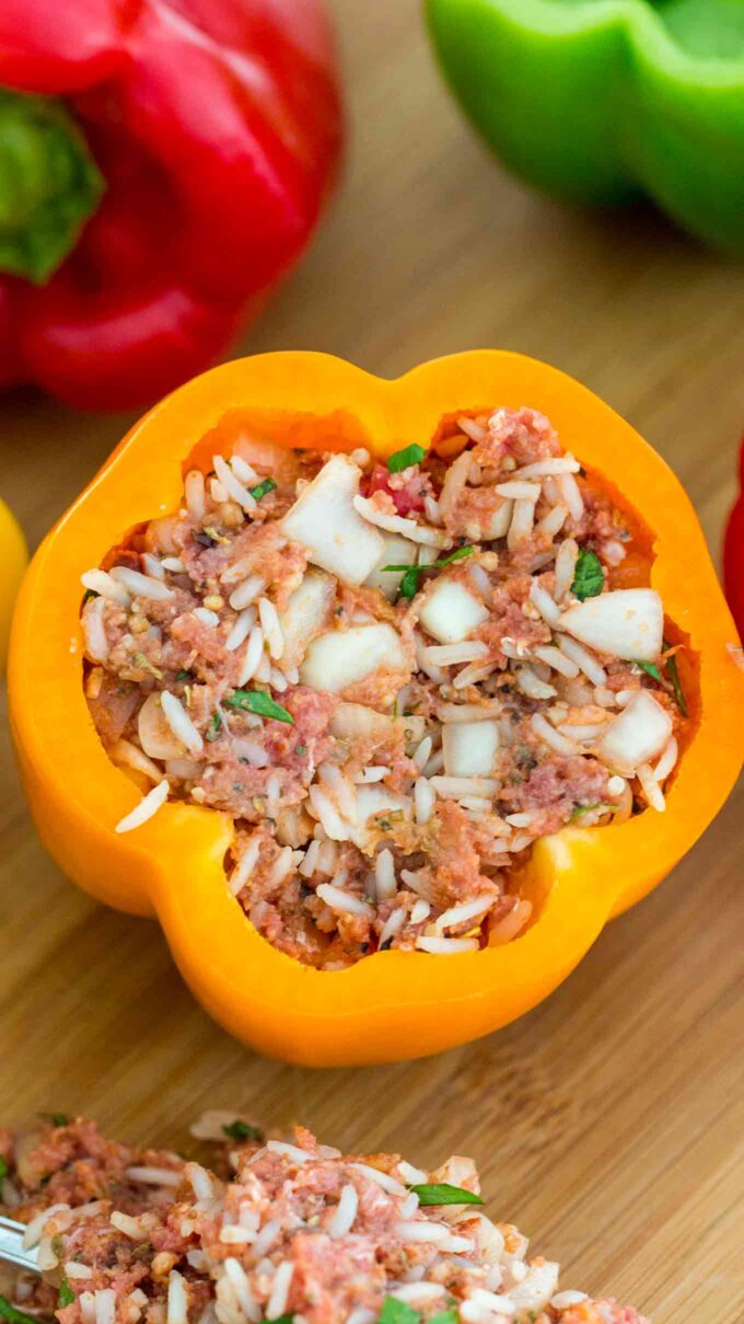 stuffed pepper with ground beef and rice