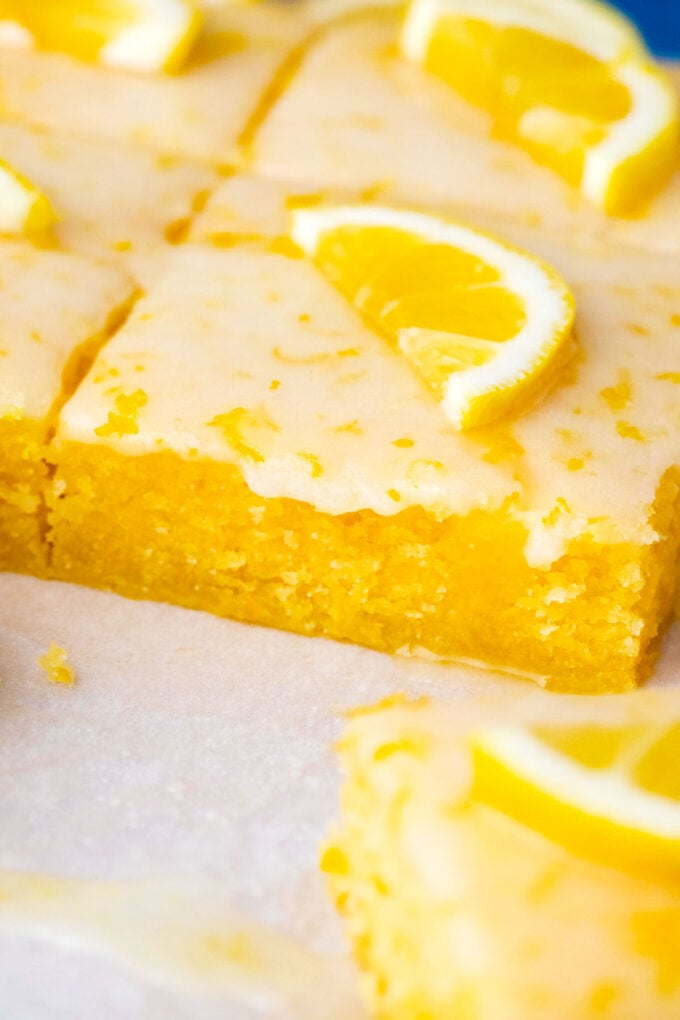 Sliced one bowl lemon brownies in a pan.
