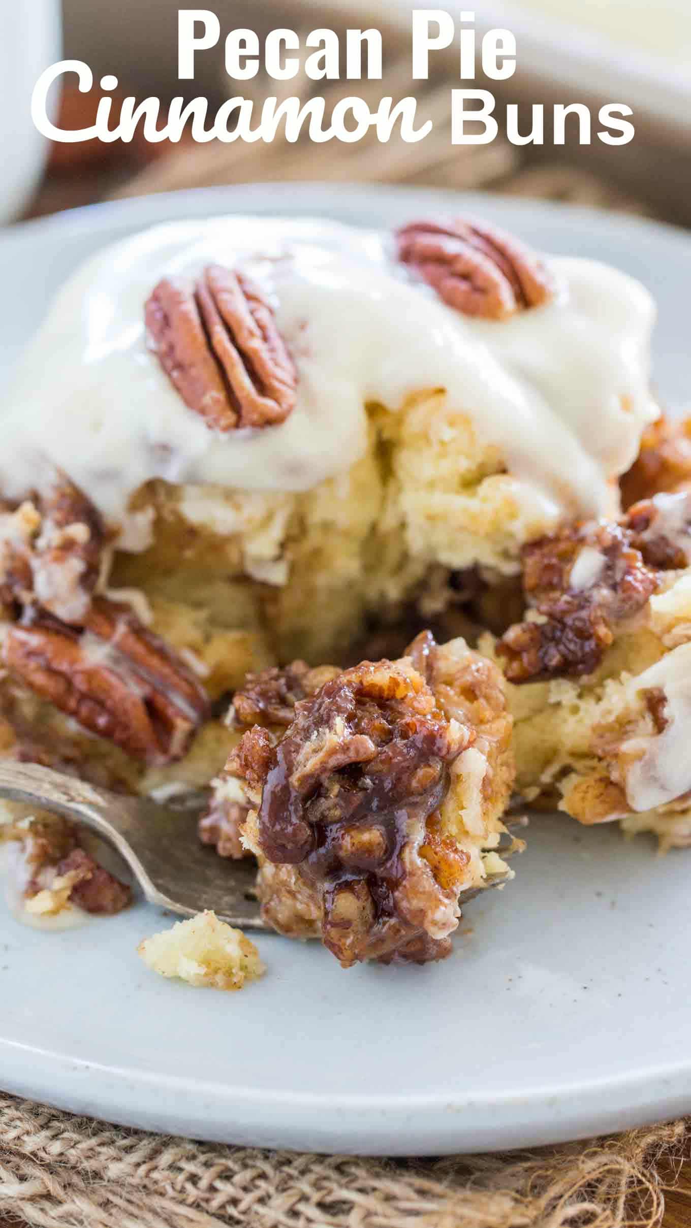 Pecan Pie Cinnamon Rolls [Video] - Sweet and Savory Meals