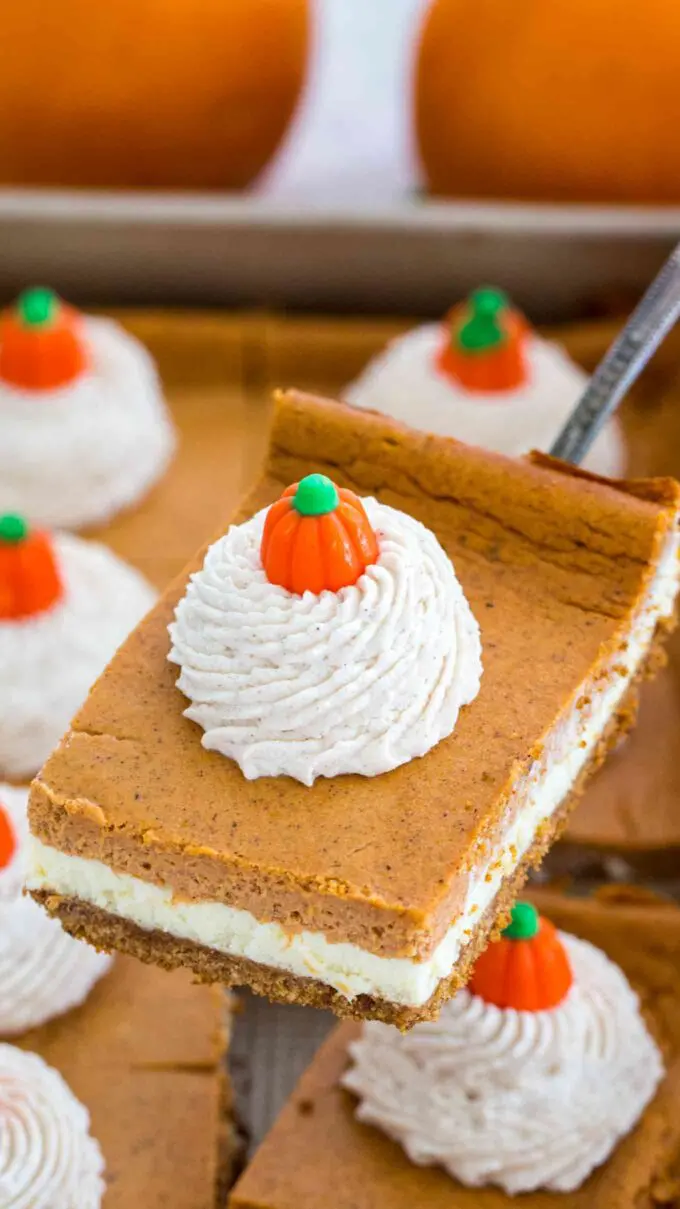 Pumpkin Cheesecake Bars 