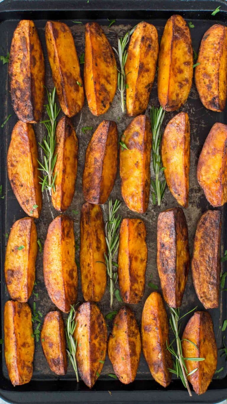 Crispy Roasted Rosemary Potatoes Recipe