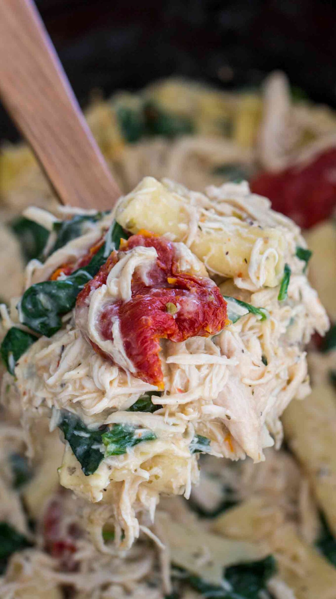Slow Cooker Tuscan Chicken Pasta [VIDEO] Sweet and Savory Meals