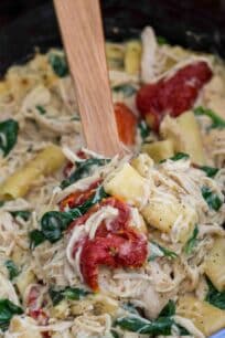 Slow Cooker Tuscan Chicken Pasta