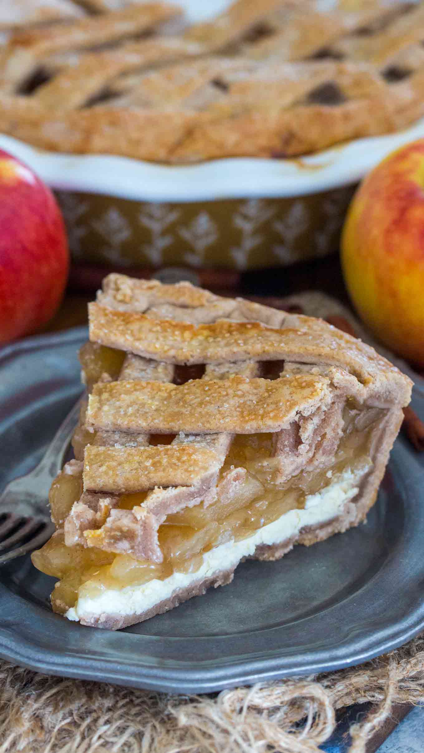 Best Apple Pie Recipe: Easy & Homemade [VIDEO] - Sweet and Savory Meals