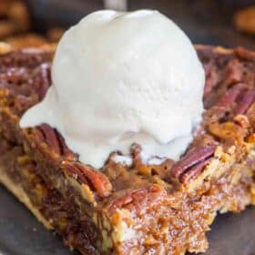 Homemade Pecan Pie with Bourbon