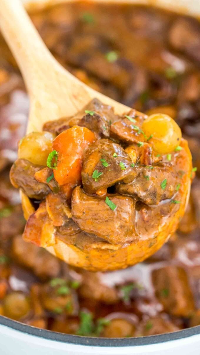 Beef Bourguignon Recipe [Video] - Sweet and Savory Meals