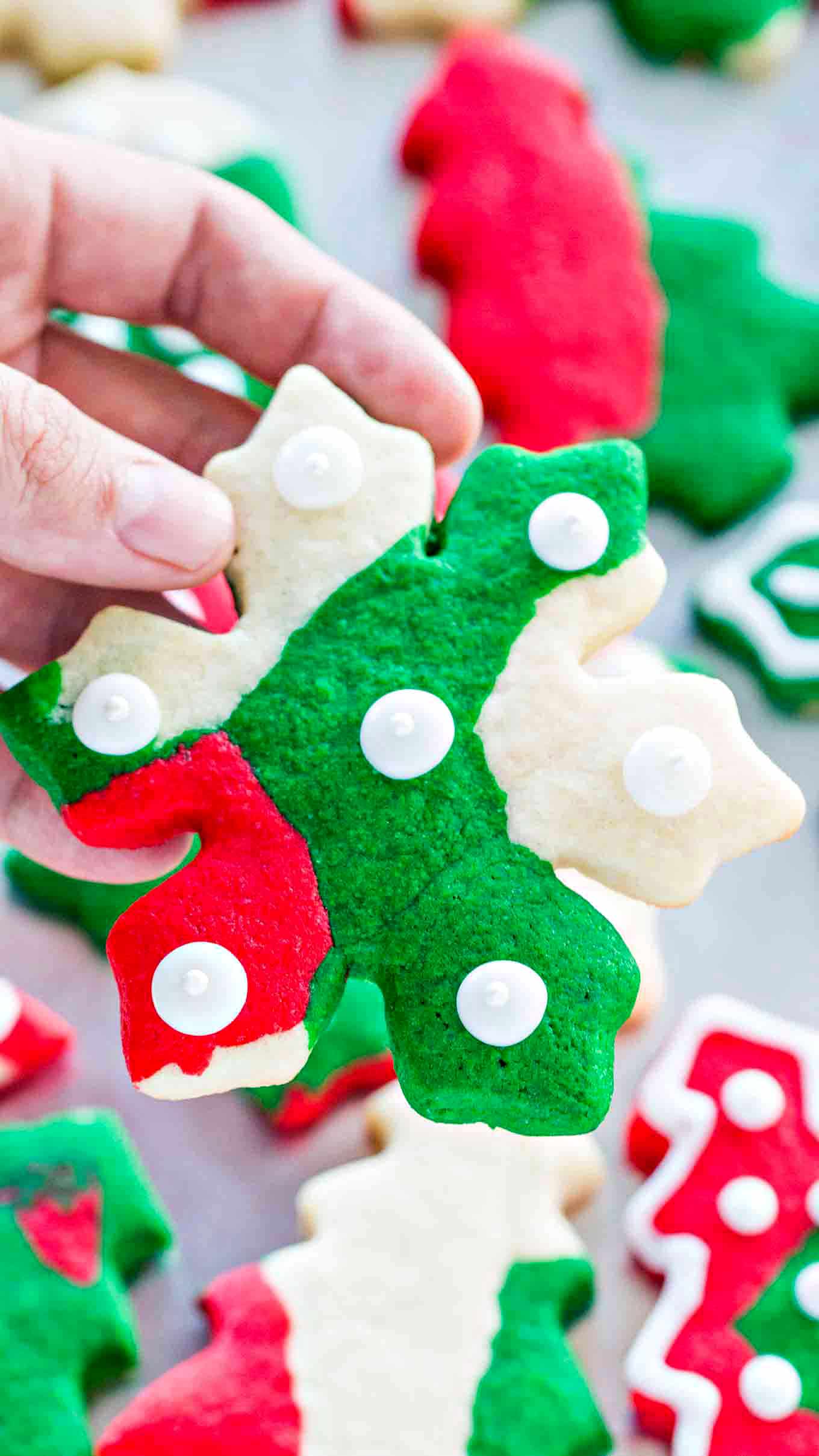 Christmas Sugar Cookies [Video] - Sweet and Savory Meals