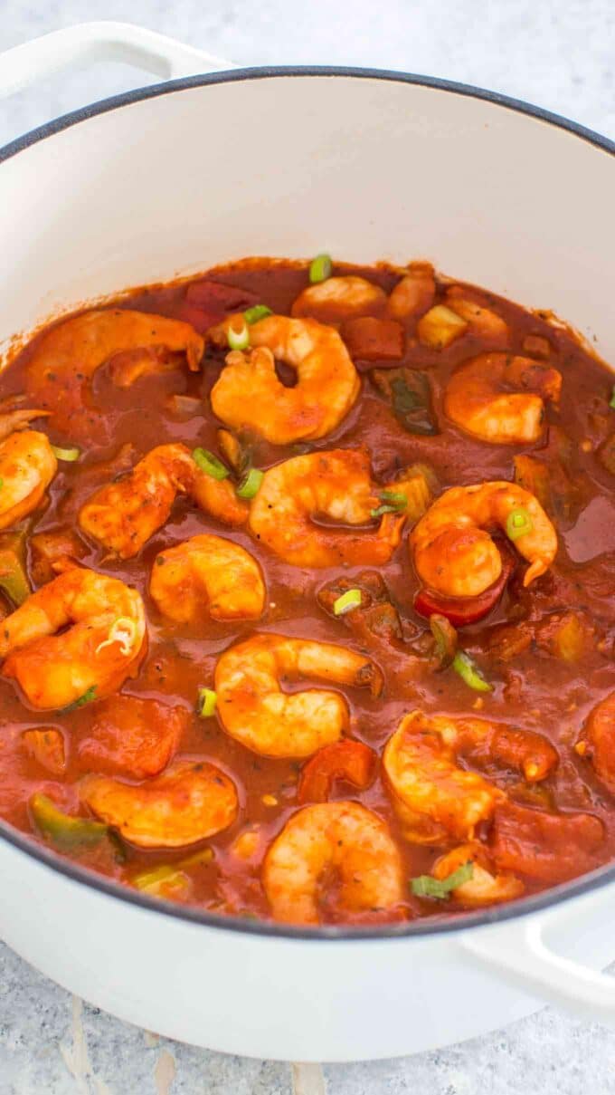 Image of shrimp creole in a pot. 