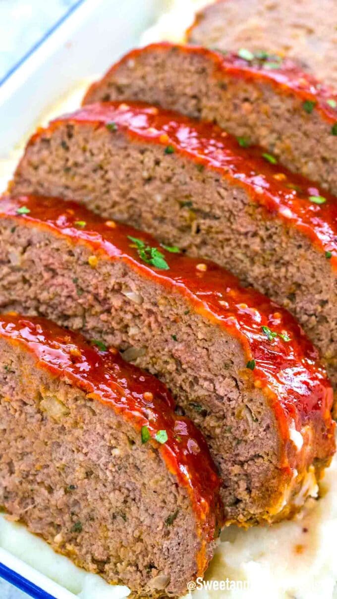 sliced meatloaf with sweet chili glaze