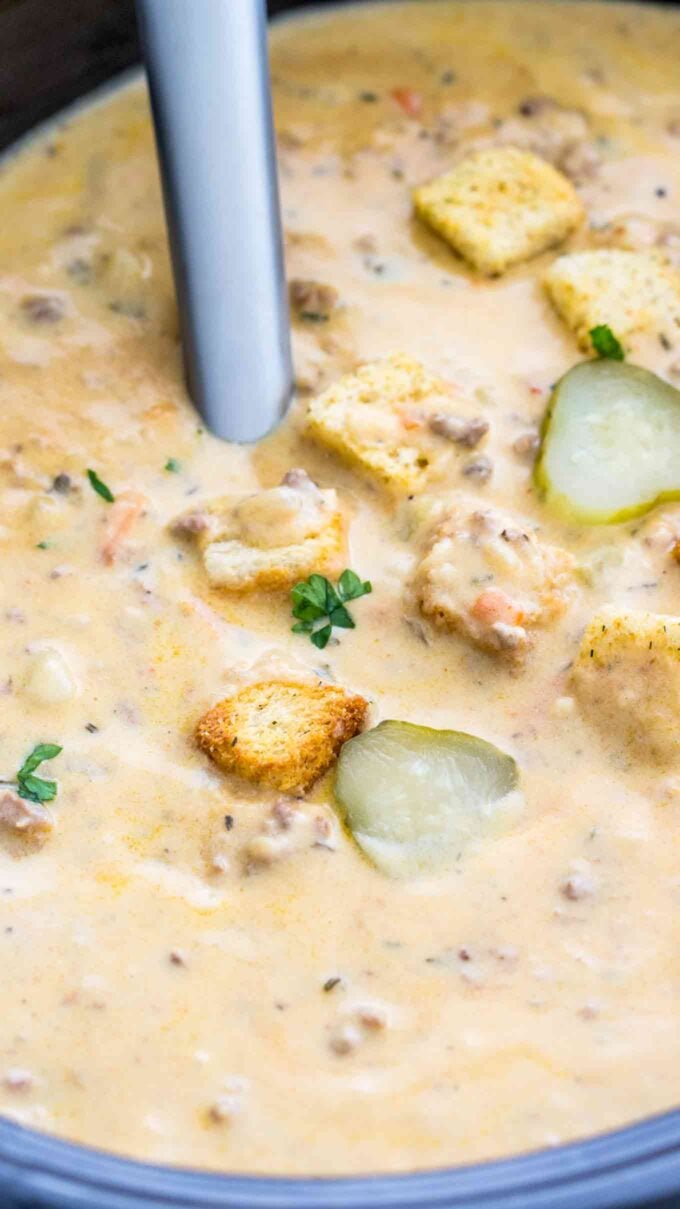Best slow cooker cheeseburger soup with ground beef and cheddar cheese